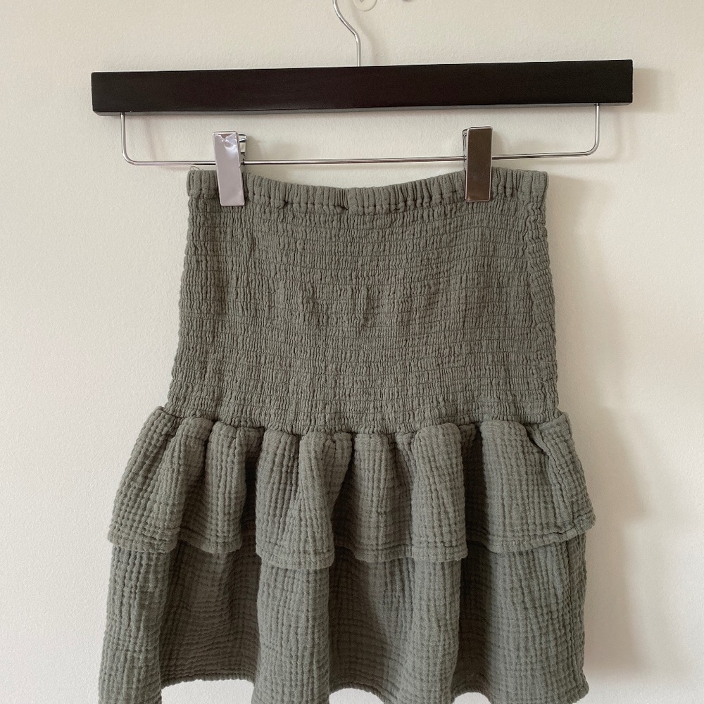 Cotton on olive green ruffle skirt